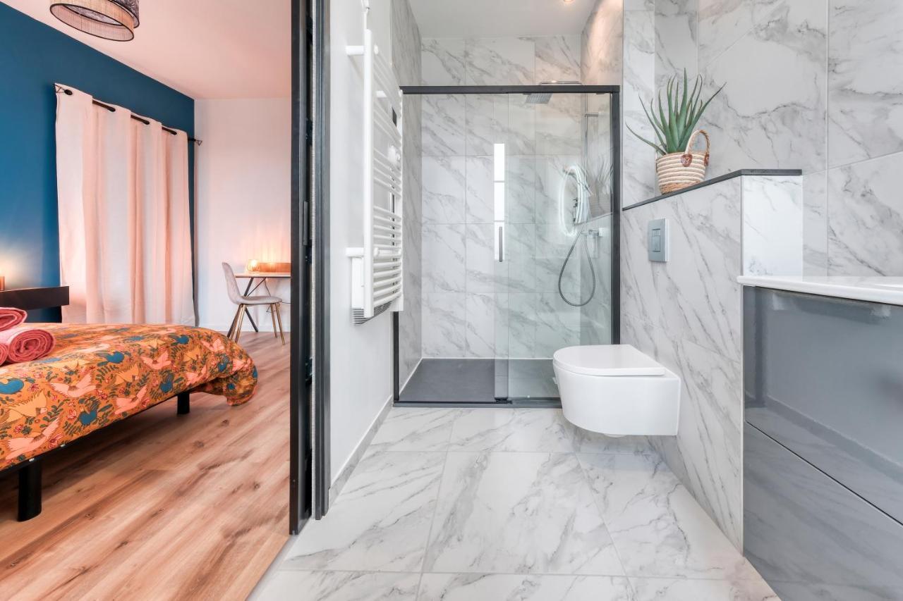 Superbe 2 Pieces Avec Jacuzzi Privatif Face Gare Proche Cathedrale Apartment Chartres Exterior photo