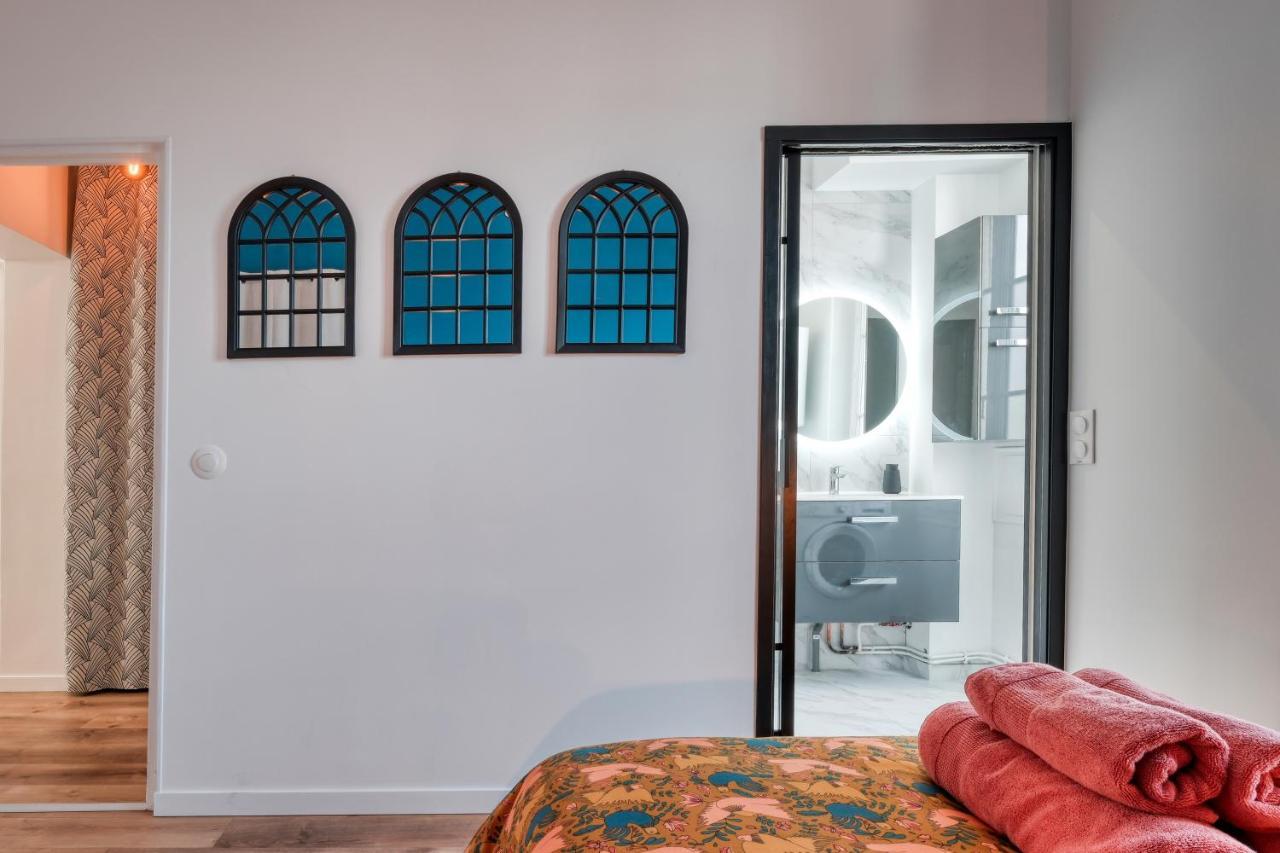 Superbe 2 Pieces Avec Jacuzzi Privatif Face Gare Proche Cathedrale Apartment Chartres Exterior photo