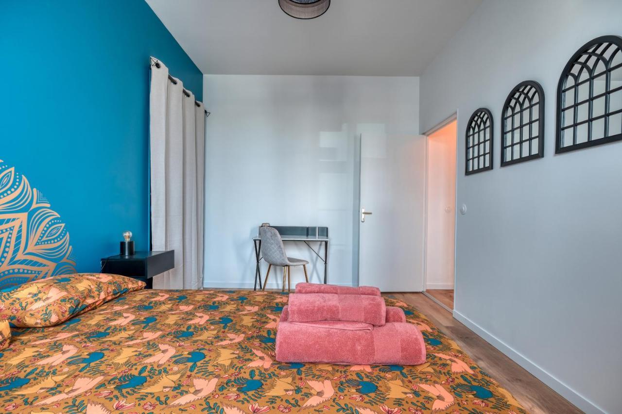 Superbe 2 Pieces Avec Jacuzzi Privatif Face Gare Proche Cathedrale Apartment Chartres Exterior photo